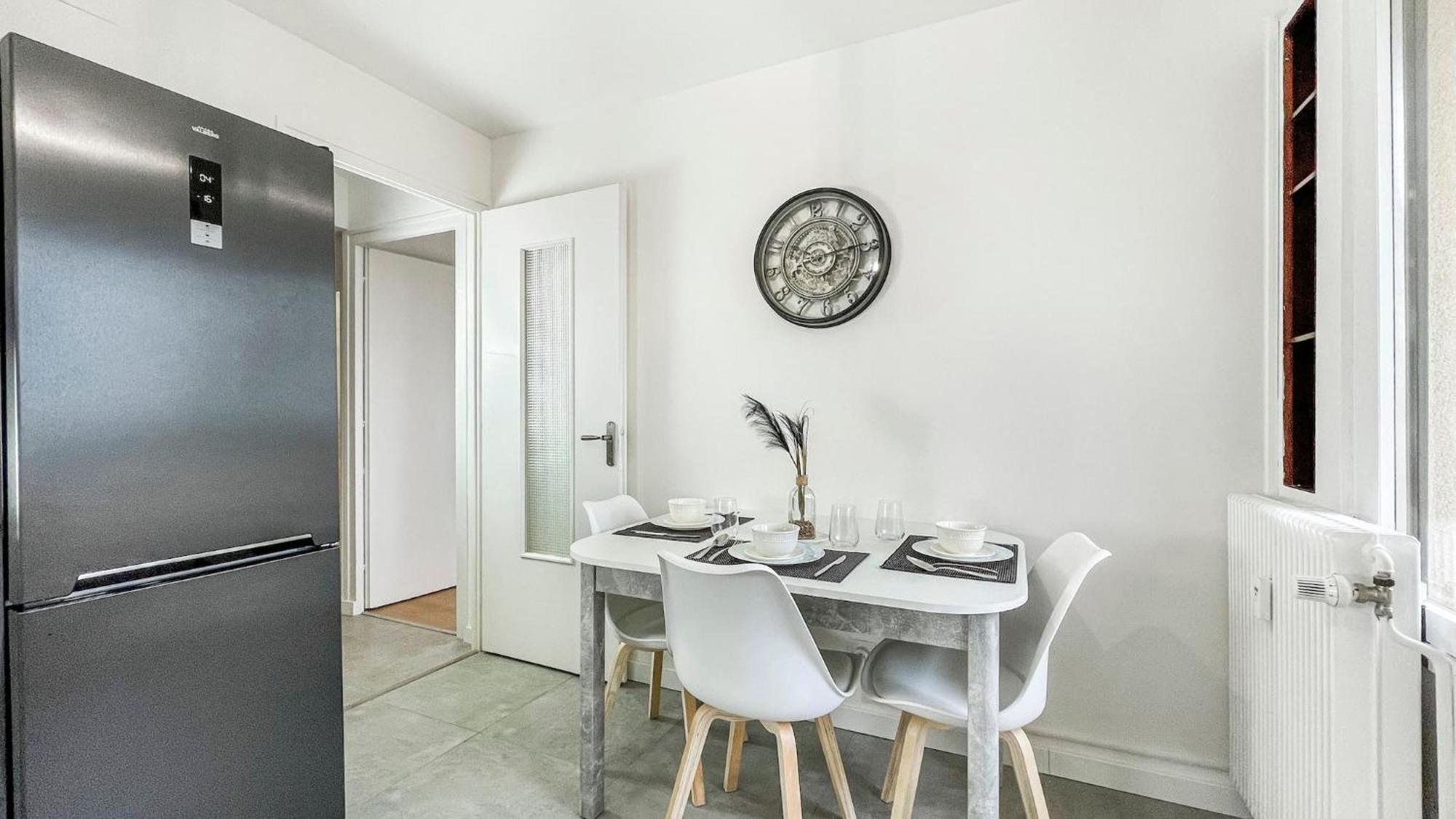 Homey La Coloc Mugi - Colocation Haut De Gamme - Chambres Privees - Balcon - Wifi Et Netflix - Proche Transports Commun Annemasse Exteriör bild